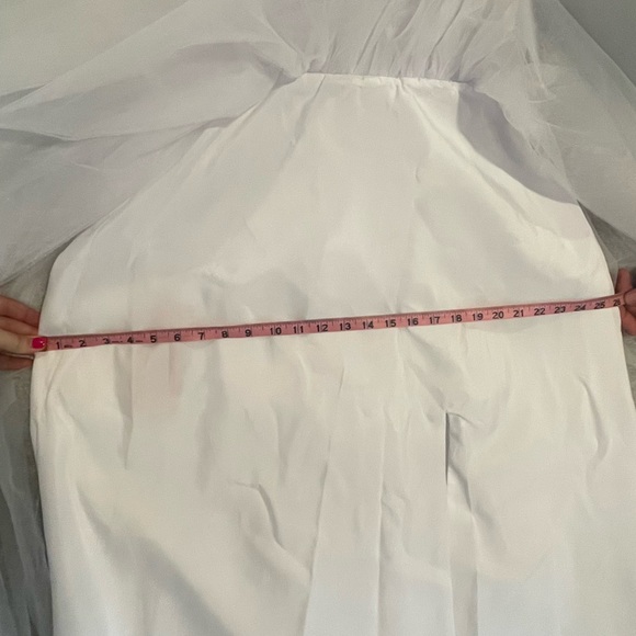 NWT Puffy Sleeve Off-the-Shoulder Wedding Ballgown - Picture 12 of 12